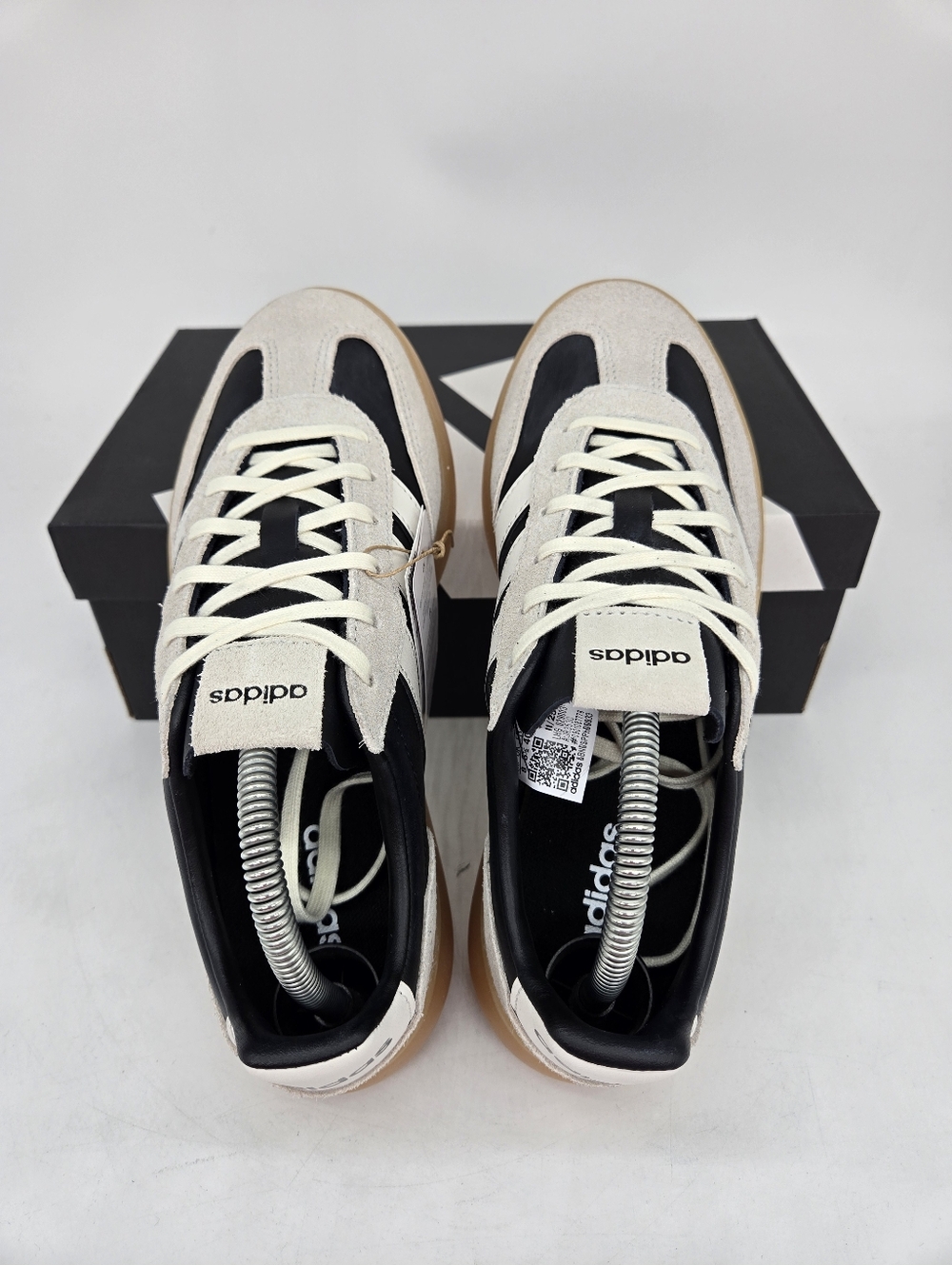 adidas Women's Barreda Decode Lux JR3530 Off White Black Gum Shoes Size 7 - Picture 5 of 8